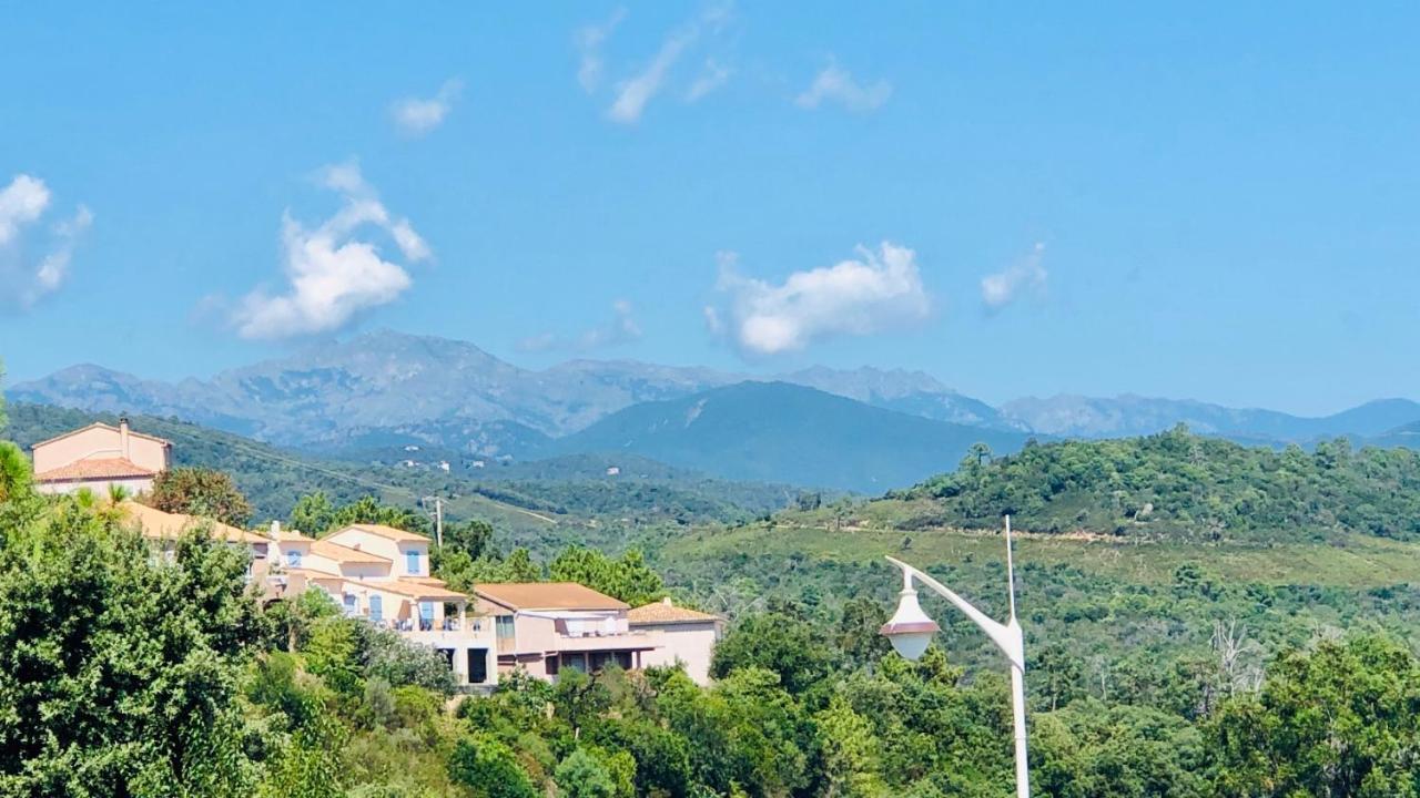 Appartement Vue Mer, Riviere Et Montagnes Sari-Solenzara Eksteriør bilde